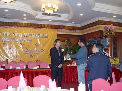 广东9393体育铝厂猎人车队签约之采访潘总